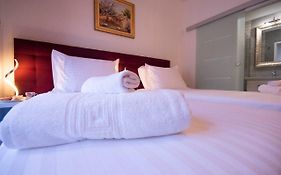 Center Luxury Rooms 3